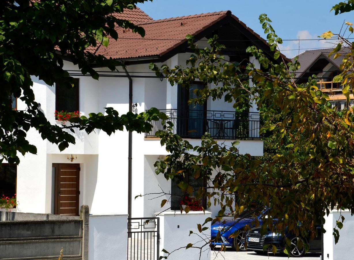 Casa Mora Hotel Deva Luaran gambar