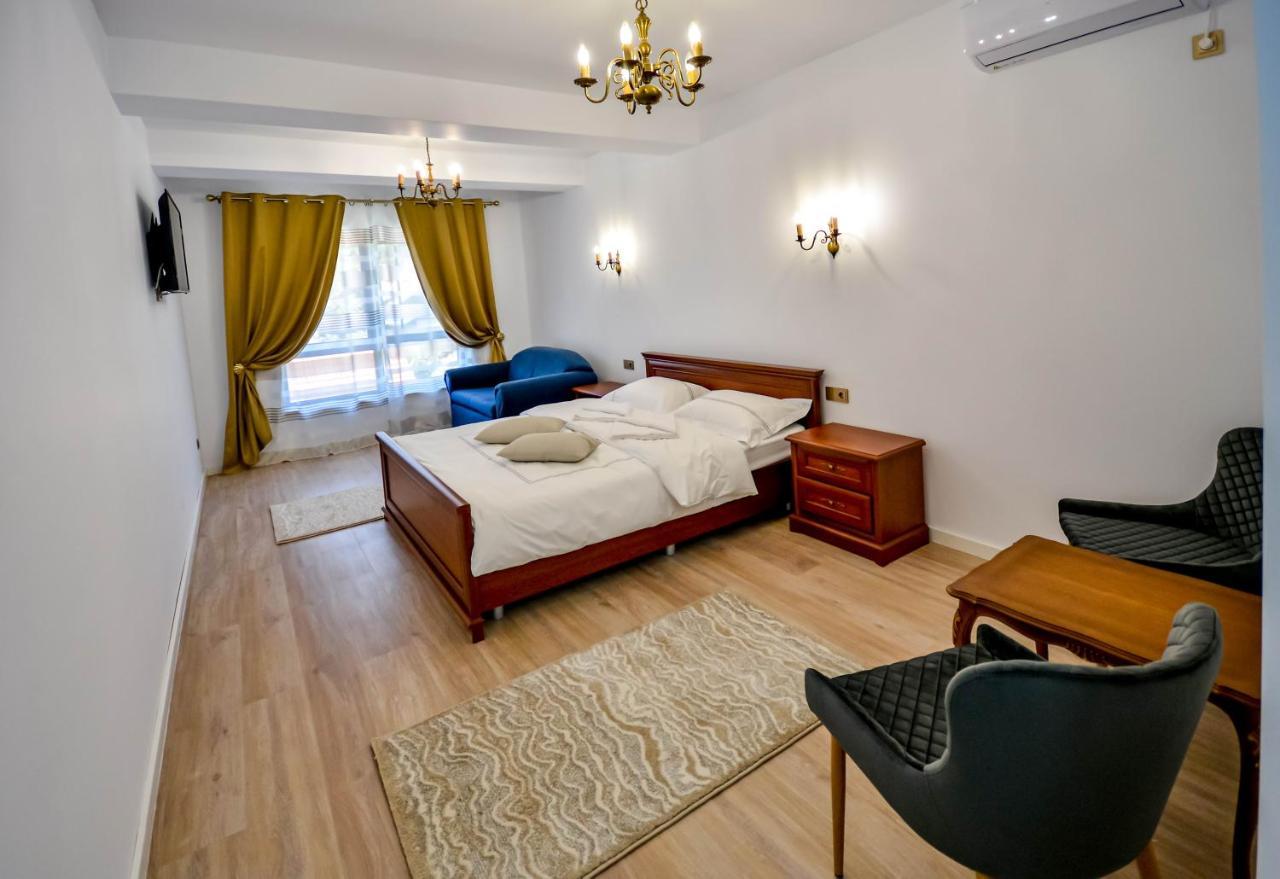 Casa Mora Hotel Deva Luaran gambar